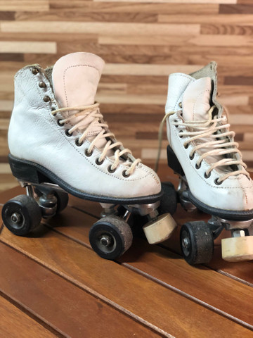 Patins 4 Rodas em Couro - Foto 4