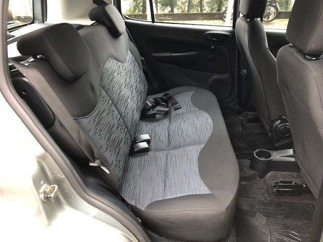 Fiat Uno Attractive 1.0 Evo Fire Flex 4p Revisado na Concessionaria e Pneus Novos - Foto 4