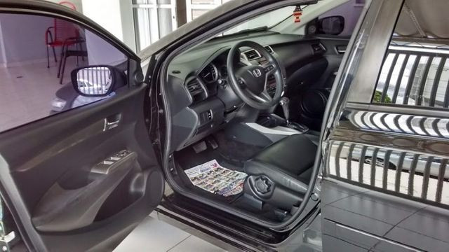 Honda City Ex 2013 1.5 aut - Foto 16