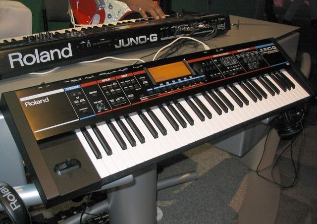 Juno-G Roland parcelo no cartão e ML aceito arranjador c/Ritmos