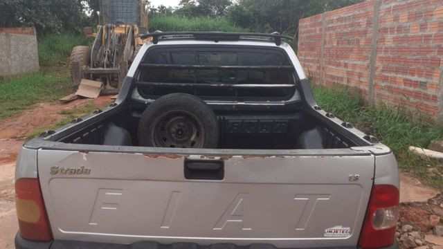 Vende-se Strada 1.8 adventure - Foto 10