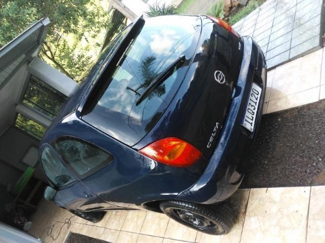 Celta Vendo ou troco por carro ou moto de menor valor - Foto 3