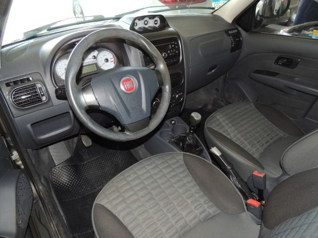 Fiat Strada Adventure 1.8 Cabine Dupla 2013/2013 - Foto 4