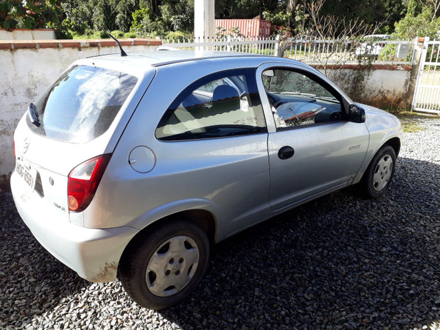 Vendo celta spirit R$15,000