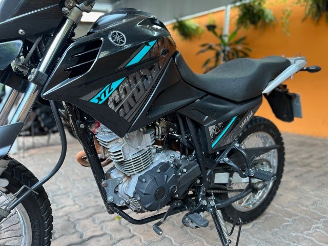 Moto Yamaha XTZ 150 Crosser S Flex Preta 2018 com 88.000 impecável, financiamos!