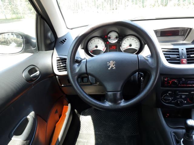 Peugeot 207 - Foto 2