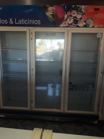 Vendo um freezer