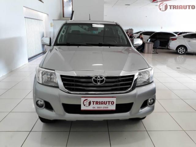 Toyota Hilux SRV CD 4x2 Flex /// POR GENTILEZA LEIA TODO O ANÚNCIO - Foto 2