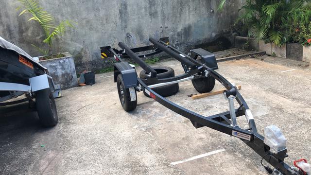 Vendo carreta para jet Ski nova - Foto 3