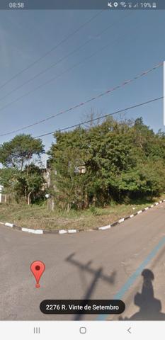 Barbada - Terreno de esquina 10X40m com casa de alvenaria (precisa reforma)