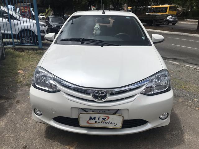 Étios hb xls 1.5 , único dono 2017