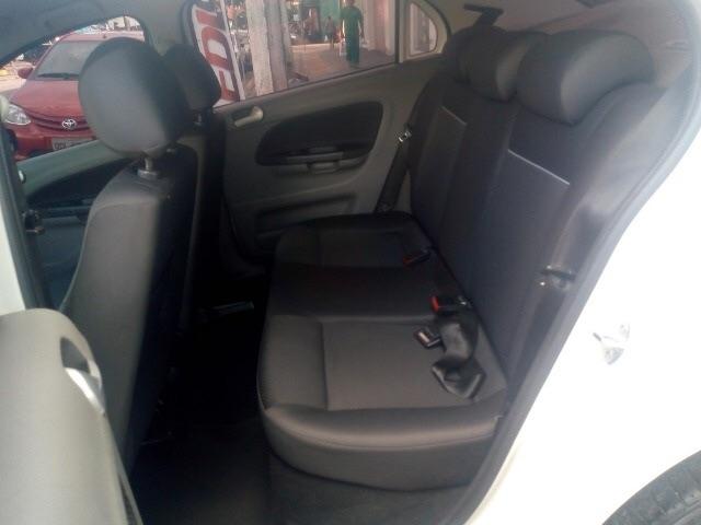 Volkswagen Voyage 1.0 comfortline entrada de 4.000,00 - Foto 6