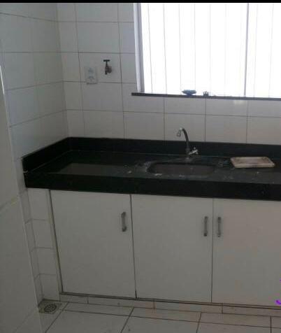 Vende-se Casa Duplex na 3 de Maio - Foto 2