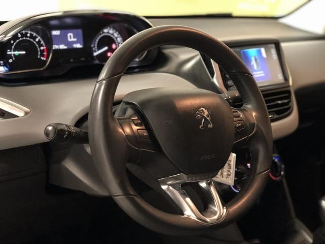 Peugeot 208 Allure 1.5 Flex Mecânico 2014 - Teto solar + GPS - - Foto 12