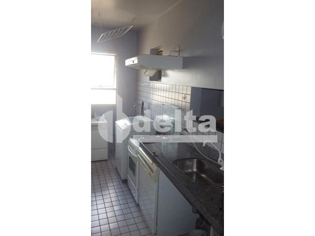 Apartamento para alugar com 3 dormitórios em Saraiva, Uberlândia cod:494116 - Foto 16