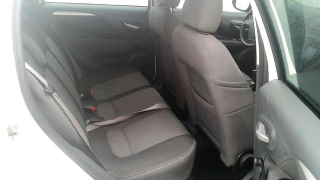 Fiat Punto Essence 1.6 Dualogic 2012/2013 - Foto 8