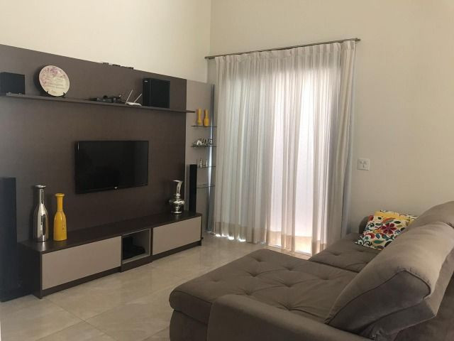Casa térrea com 3 dormitórios sendo 1 Suite - Cond. Golden Park - Foto 6