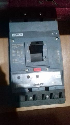 Vendo ou troco disjuntor industrial