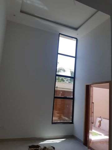 Casa no Setor Aeroporto - Próximo a Havan - Foto 4