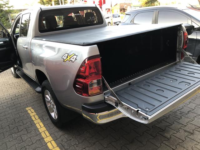 TOYOTA HILUX 4x4 IMPECÁVEL - Foto 3