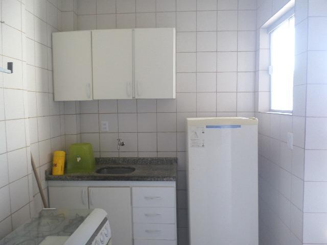 Ondina - Apartamento de quarto e sala com varanda de frente para a Avenida - Foto 19