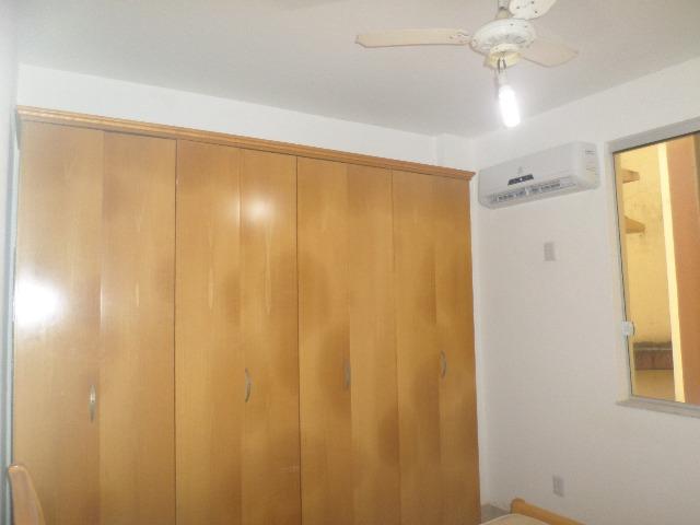 Ondina - Apartamento de quarto e sala com varanda de frente para a Avenida - Foto 11