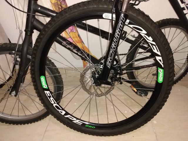 Vendo bicicleta Schwinn nova - Foto 4