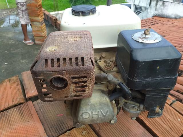 Vendo este motor a gasolina 4t 7 hp - Foto 3