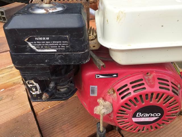 Vendo este motor a gasolina 4t 7 hp - Foto 2