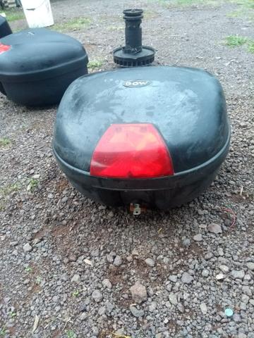 Vendo baú de moto - Foto 2