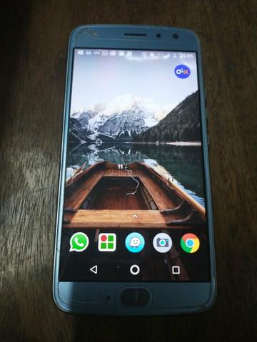 Vendo Moto X4
