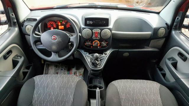 Fiat Doblo Attractive 1.4 Completo 2012 - Foto 8