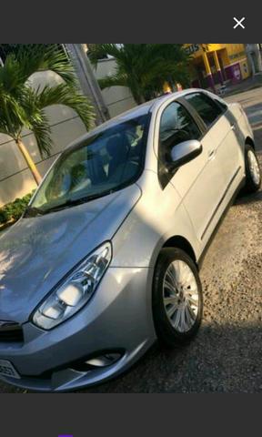 Vendo Carro Fiat Gran Siena ATRATIVE completo