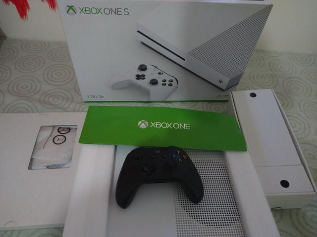 Vendo Xbox one s 1 terá novo
