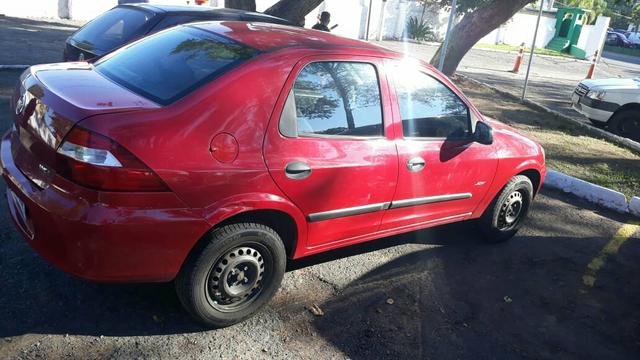 Prisma joy 1.0 77cv