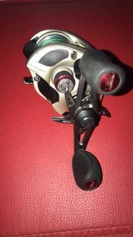 Carretilha quantum Exo 300 - Foto 3