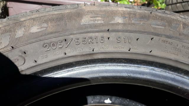 Pneu Goodyear 205 55 16 - Foto 3