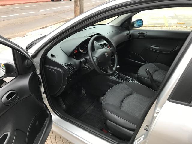 Peugeot 207 XR (1.4 completo) - Foto 6