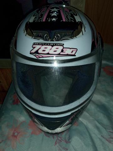 Capacete feminino