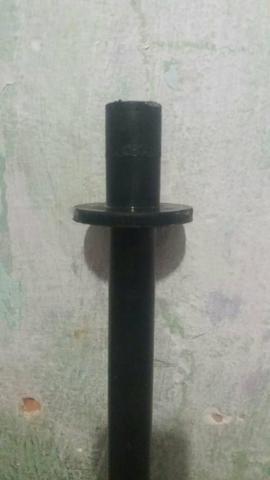 Vendo pedestal de som ótimo - Foto 2