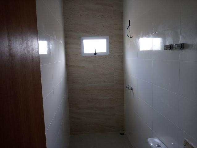 Casa nova 3 quartos sendo 1 suíte, porcelanato, prox a avenida t-63, financia - Foto 6