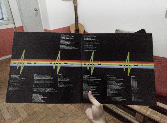 LP Vinil Pink Floyd The Dark Side Of The Moon (acompanha Wish You Were Here) - Foto 5