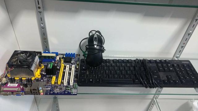 Placa mãe Pc com defeito - Foto 3