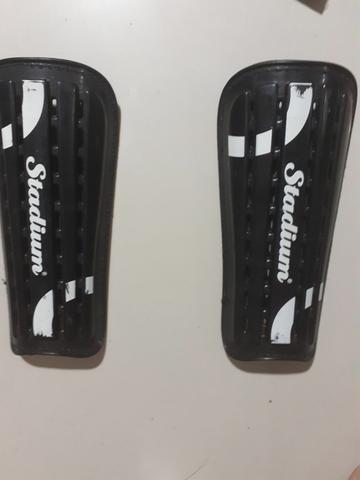 Cotoveleiras e joelheiras para patins/ caneleiras - Foto 2