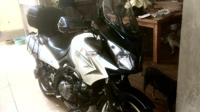 V-Strom 650 branco pérola - Foto 3