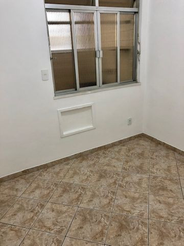 Alugo 2qts (Bairro Araujo) em Vista Alegre, com 2 quartos, Varanda, churrasq - Foto 8
