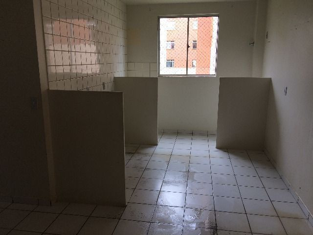 Apartamento 2 quartos no Cond. Anselmo Vedoato em Londrina - Foto 4