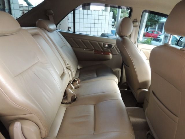 Toyota Hilux SW4 3.0 SRV 7 Lugares Diesel 4x4 2011/2011 - Foto 3
