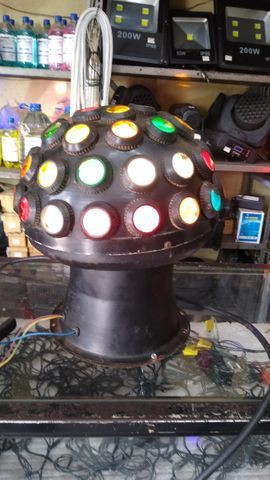 Iluminação para DJ usada retro, ler anuncio