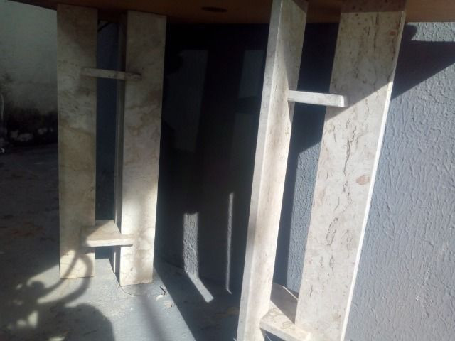 Pé de mesa de mármore crema - Foto 3